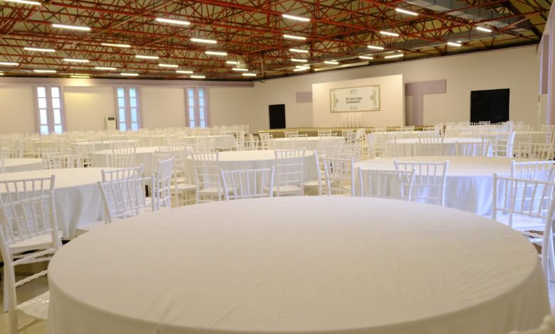 ALTINOVA ATATURK KULTUR SALONU BASTAN SONA YENILENDI 4 |