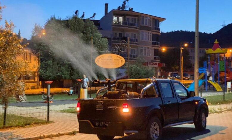 Edremit Belediyesi sineksiz bir Edremit için çalışıyor 1 AW912776 01 |