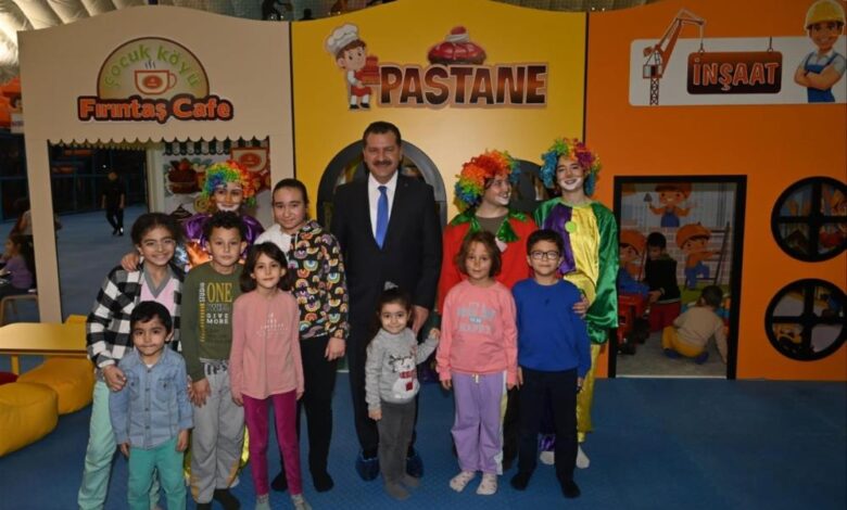 En eğlenceli ve en güzel karne hediyesi Çocuk Köyü 1 AW914554 01 |