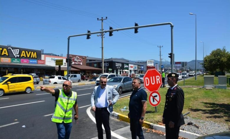 Kaymakam Odabaş bayram boyunca alınan trafik tedbirlerini yerinde denetledi 1 AW925660 01 |