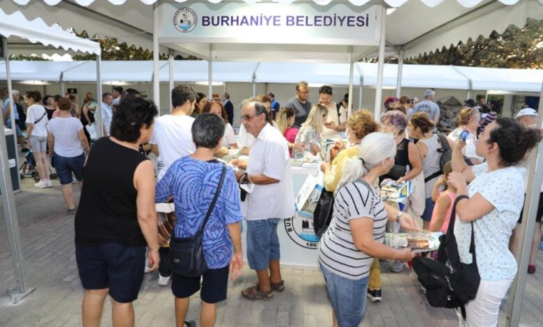 Burhaniye Kitap Fuarı için geri sayım başladı 1 AW933233 01 |