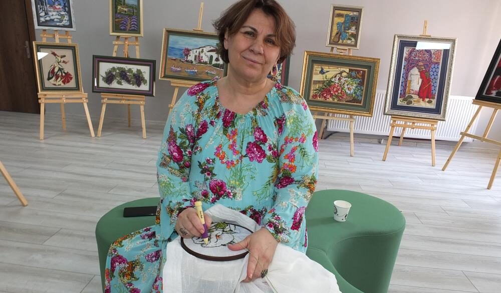 AW933299 03 e1689171768291 |