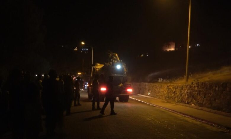 Ayvalık'ta ağaçlık alanda çıkan yangın kontrol altına alındı 1 AW936487 05 |