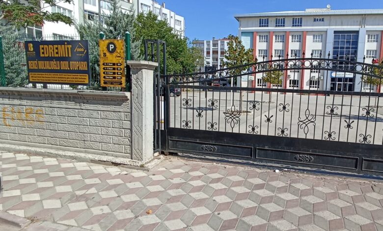 Balıkesir Büyükşehir tarafından işletilen okul otoparkı neden kapatıldı 1 26aa66be 9c6d 40fc af6c 47b2be5e3d08 e1690878702274 |