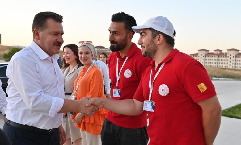 Başkan Yücel Yılmaz 21 saatini Balıkesir'e adıyor 1 AW003250 01 |