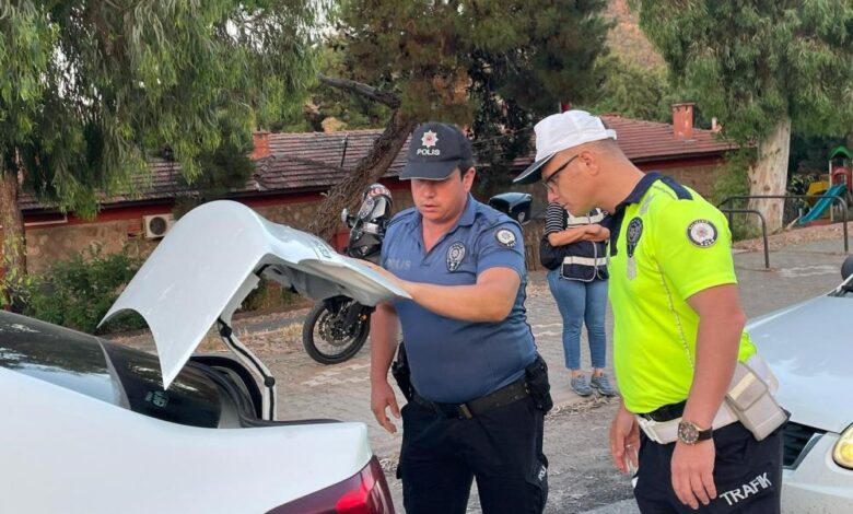 Balıkesir'de aranan 145 şahsa gözaltı 1 AW947384 01 |