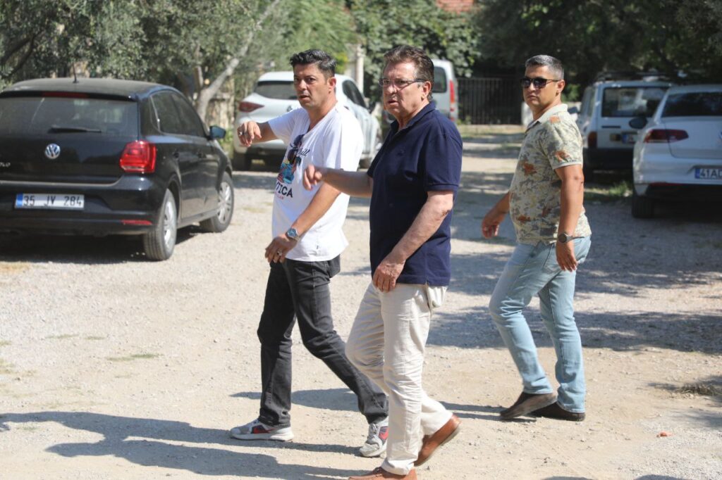 Başkan Arslan, Güre’de çalışmaları inceledi 4 photo 2023 08 08 14 51 09 |