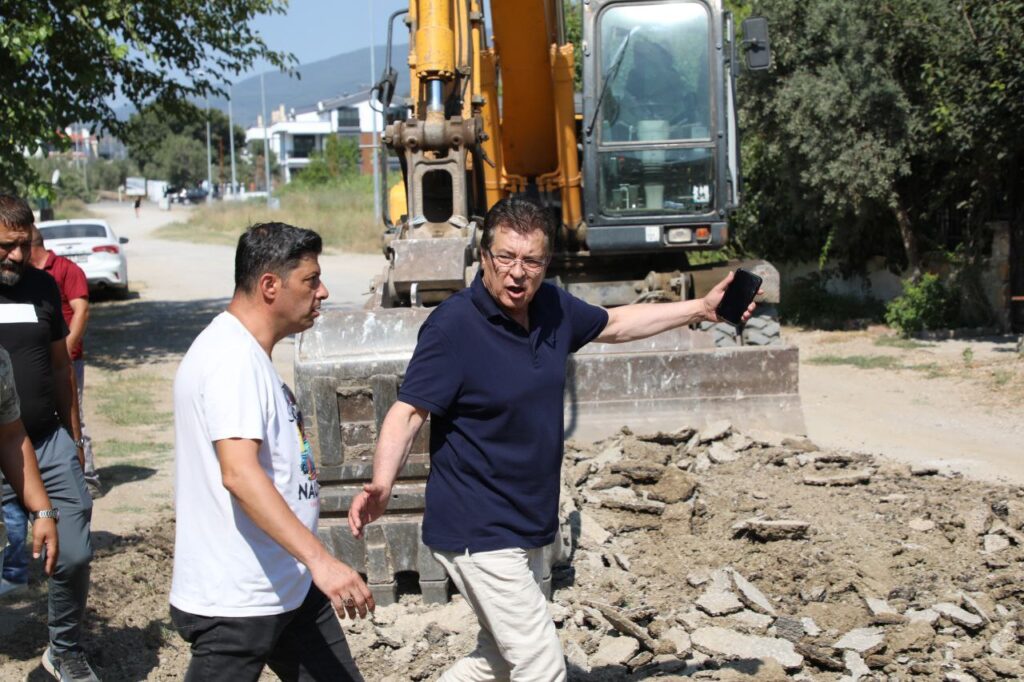 Başkan Arslan, Güre’de çalışmaları inceledi 8 photo 2023 08 08 14 51 21 |