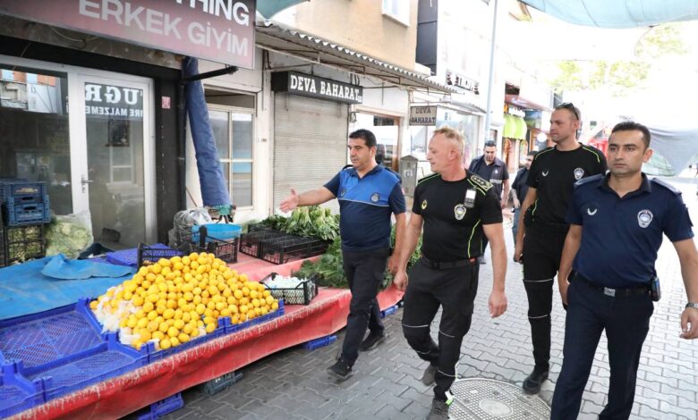 Edremit Zabıta’dan Pazar yeri denetimleri 1 photo 2023 08 23 15 20 39 |