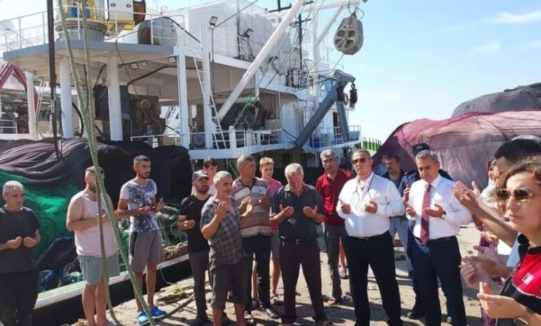 Çakıl'da balıkçılık sezonu dualar ile açıldı 1 AW020515 01 |