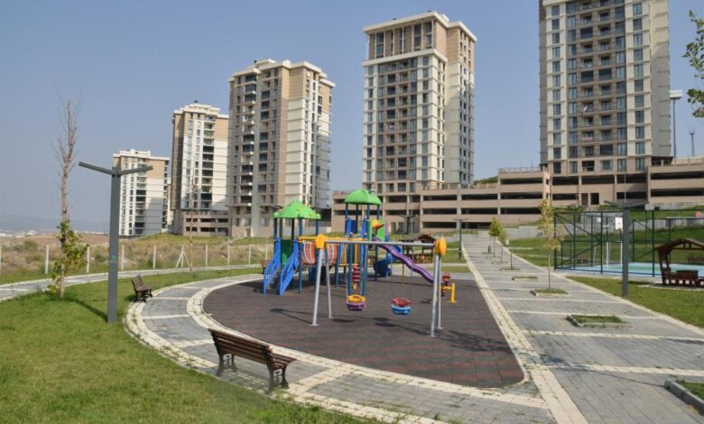 Yeni Karesi Konutları canlı bir yaşam alanına dönüştü 1 AW023002 03 |