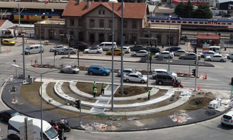 Cumhuriyet Meydanı'na peyzaj çalışması 1 AW025338 03 |