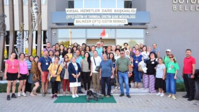 Balıkesir, Türkiye'nin Tıbbı Aromatik Bitki Eğitim Merkezi oldu 6 AW035695 01 |