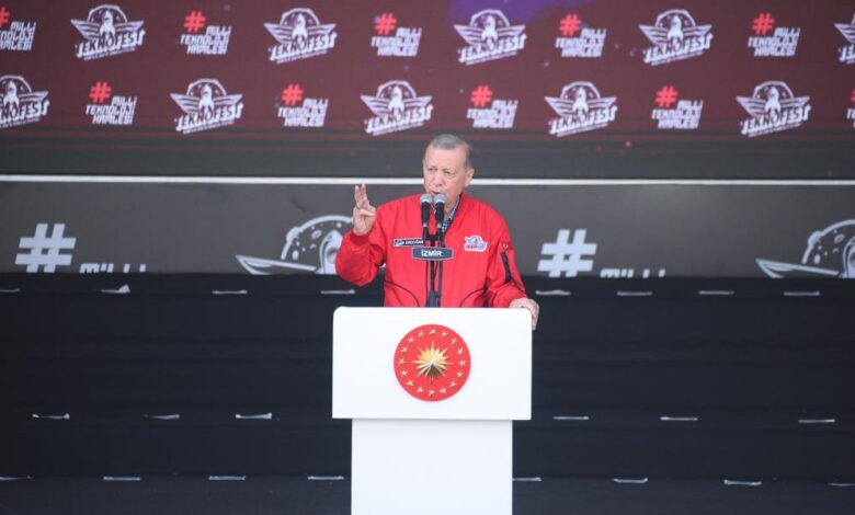 Cumhurbaşkanı Erdoğan: “İzmir'de fetret devri yaşanıyor” 1 AW041766 01 |