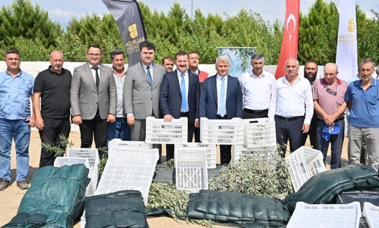 buyuksehirden zeytin ve incir ureticilerine destek 16 |