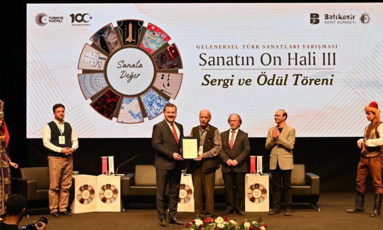 Sanatın On Hali’nde ödüller sahiplerini buldu 1 AW065455 03 |