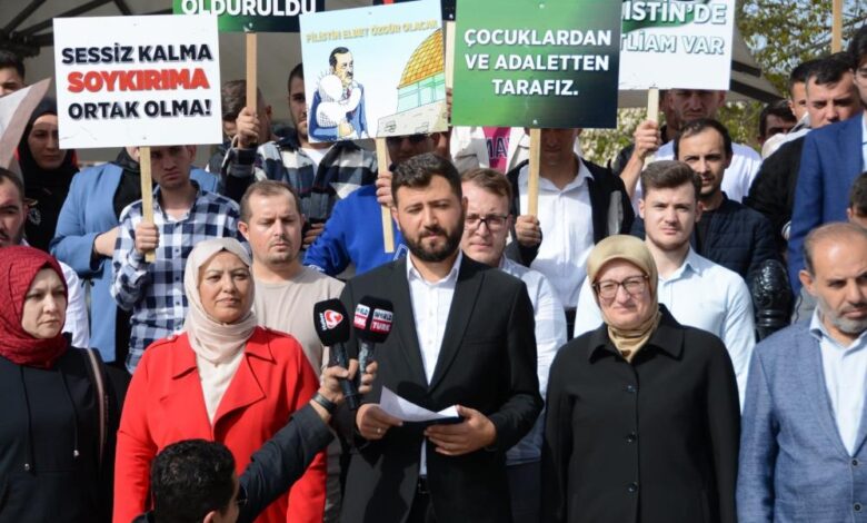 İsrail’in Gazze’ye saldırıları protesto edildi 1 AW069213 01 |