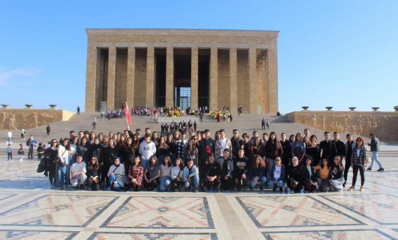 Burhaniye’de Lise öğrencileri Üniversite gezisine katıldı 1 AW072597 02 |