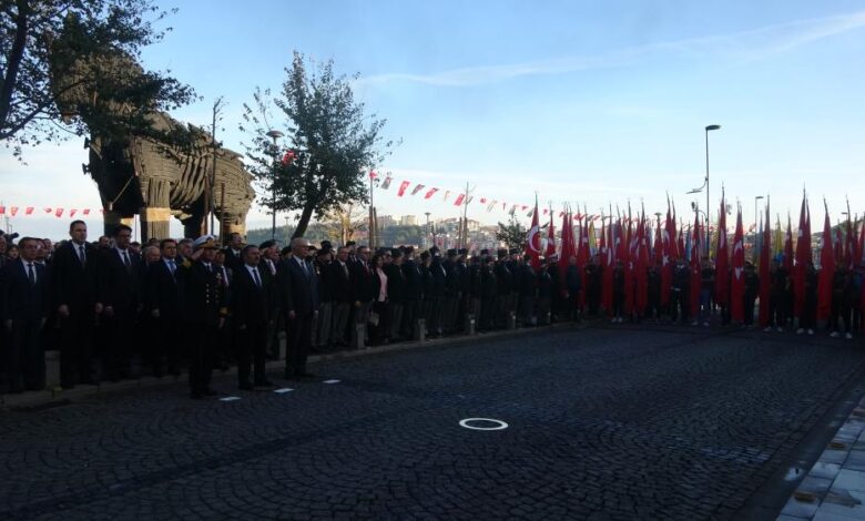 Çanakkale’de saat 09.05’te hayat durdu 1 AW073345 01 |