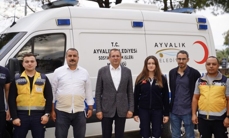 Ayvalık Belediyesi’nden evde sağlık ve hasta nakil hizmeti 1 AYVALIK BELEDIYESINDEN EVDE SAGLIK VE HASTA NAKIL HIZMETI 2 |