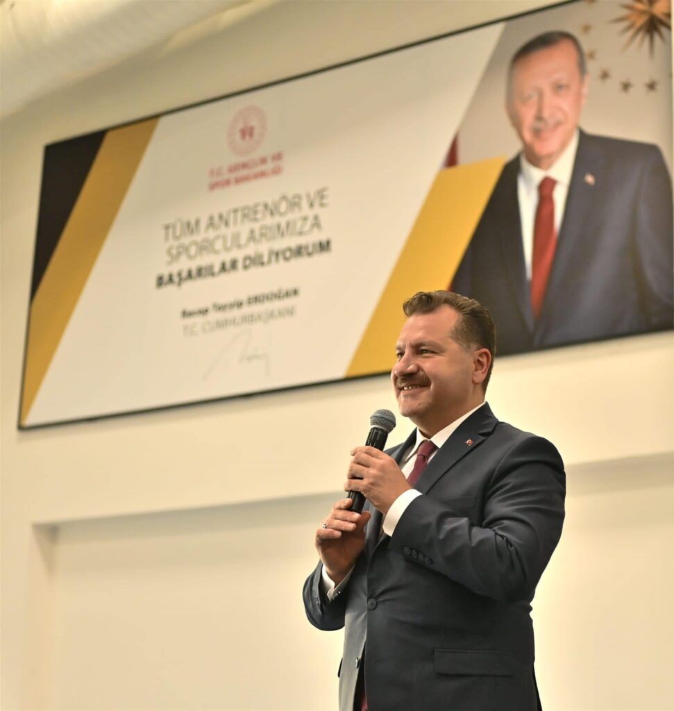 Cocuklarin spor malzemeleri Baskan Yilmazdan 6 |