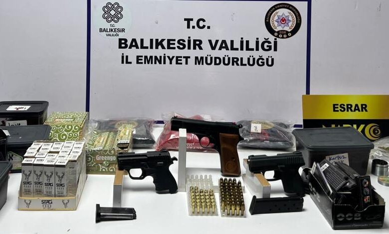 Ayvalık’ta KOM ekiplerinden şok operasyon 1 AW097154 01 |
