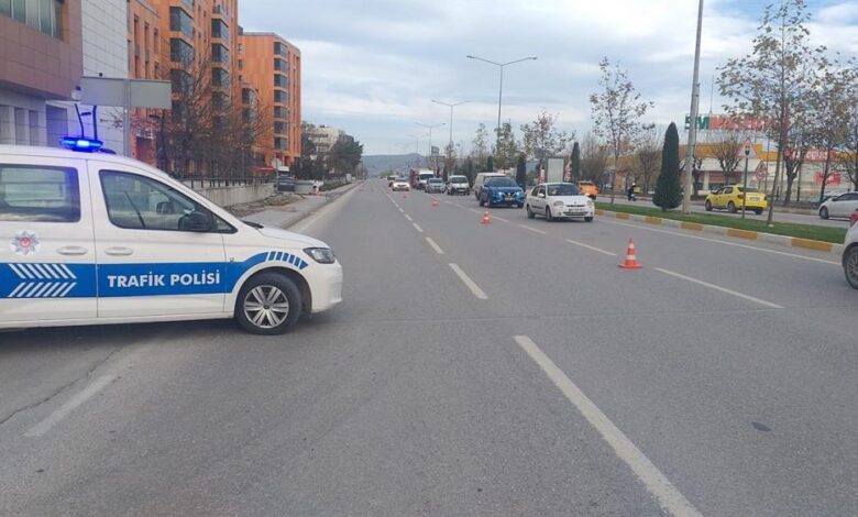 Balıkesir'de çevreyi rahatsız eden 42 araca ceza yağdı 1 AW099625 01 |