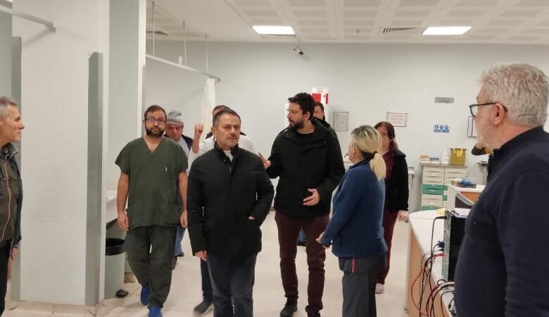 Vali Aktaş, otobüs kazasında yaralanan vatandaşları ziyaret etti 1 AW100075 01 |