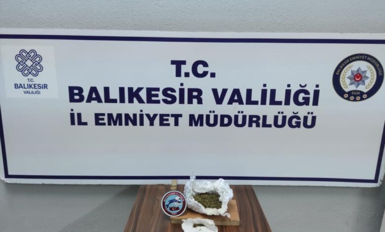 Edremit’te Yunus Timleri 40 gram bonzai ele geçirdi 1 AW103278 02 |