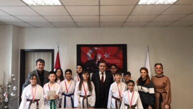 Kaymakam Memiş, şampiyon sporcuları kabul etti 6 AW108189 01 |