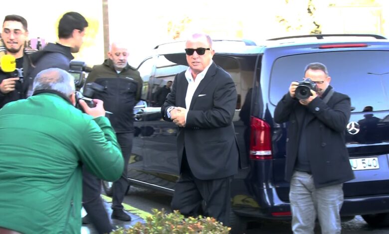 Fatin Terim, Yunanistan’a gitti 1 fatin terim yunanistana gitti a7fb0b7 |