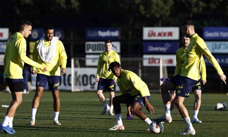 fenerbahce super kupa maci hazirliklarini surdurdu 7733ec2 |