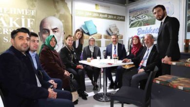 mehmet akif ersoya saygi kitabina buyuk ilgi b001c13 |