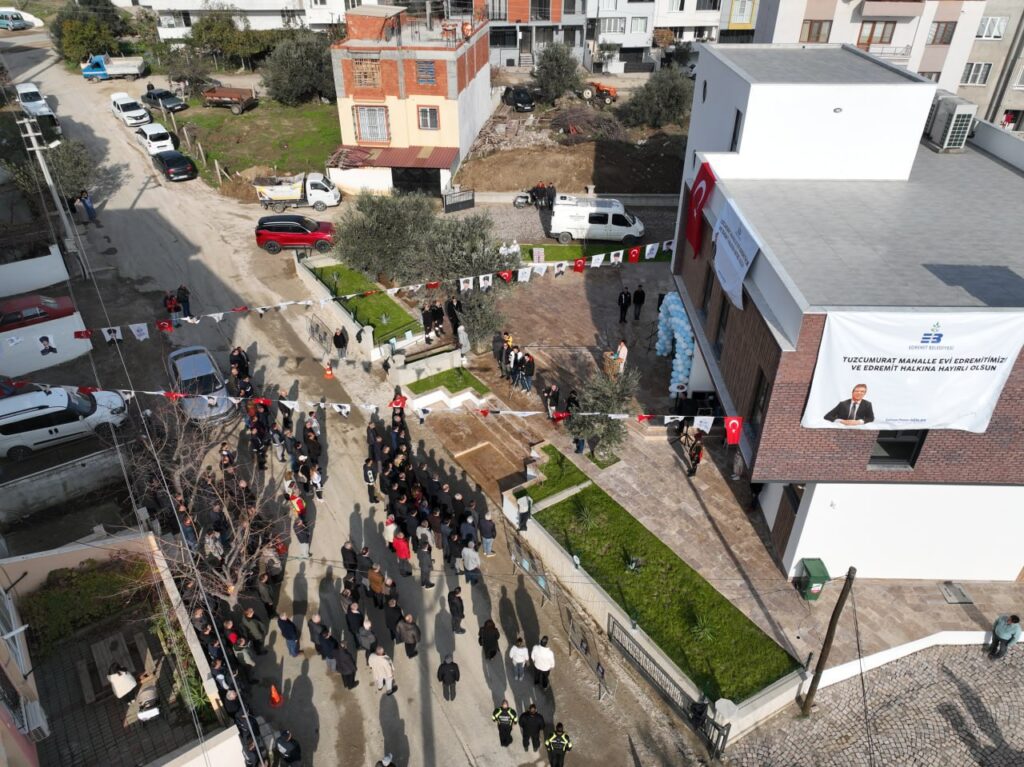 tuzcumurat mahalle evi 13 |