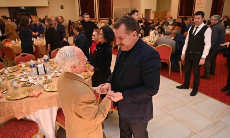 Balıkesir Kent Konseyi Şehre Vefa Meclisi 1 yaşında 1 balikesir kent konseyi sehre vefa meclisi 1 yasinda 340d84f |