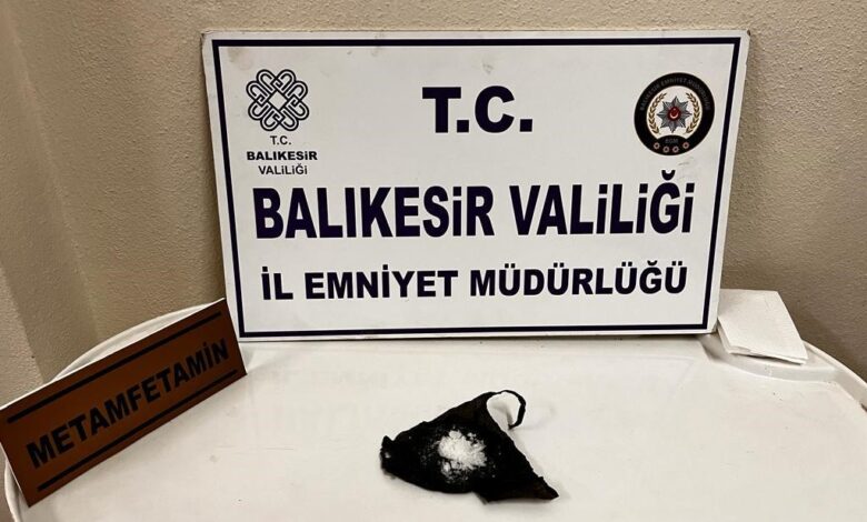 Balıkesir’de operasyonda 3 şüpheli yakalandı 1 balikesirde operasyonda 3 supheli yakalandi dc302bc |