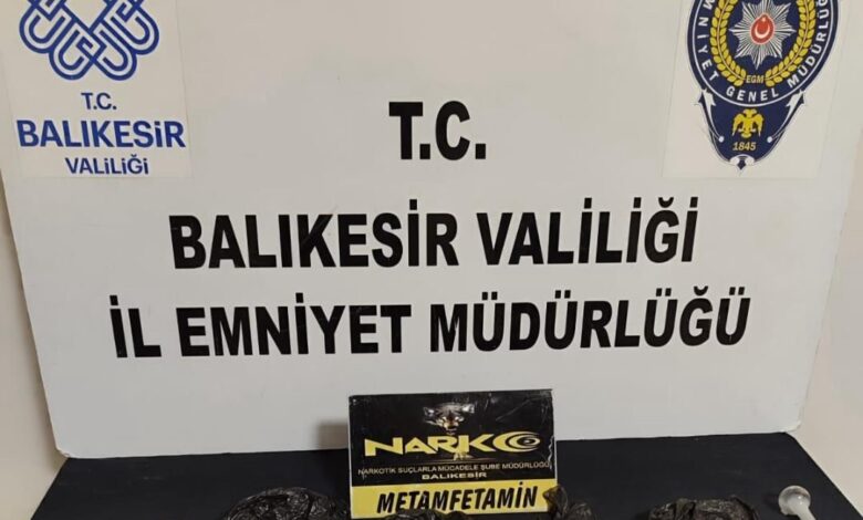 Balıkesir’de polis ekipleri bir araçta uyuşturucu madde ele geçirdi 1 balikesirde polis ekipleri bir aracta uyusturucu madde ele gecirdi 2ab2bfa |