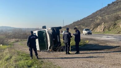 balikesirde trafik kazasi 1 olu 8 yarali e410c12 |