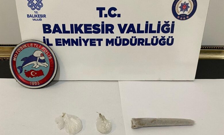 bandirma emniyeti 3 sahsin uzerinde uyusturucu ele gecirdi 6d458ab |