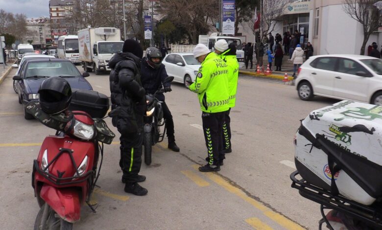 Bandırma’da bin 699 motosiklet denetlendi 1 bandirmada bin 699 motosiklet denetlendi e04d92a |