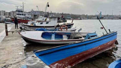bandirmada siddetli firtina deniz seviyesi yarim metre yukseldi 8eb3105 |