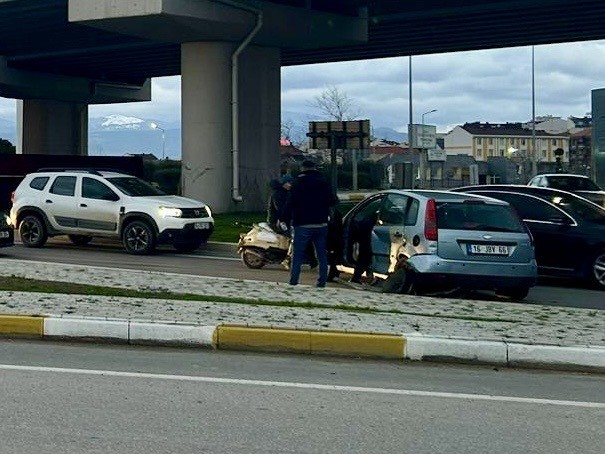 Bandırma’da trafik kazası: 2 yaralı 1 bandirmada trafik kazasi 2 yarali 843a472 |