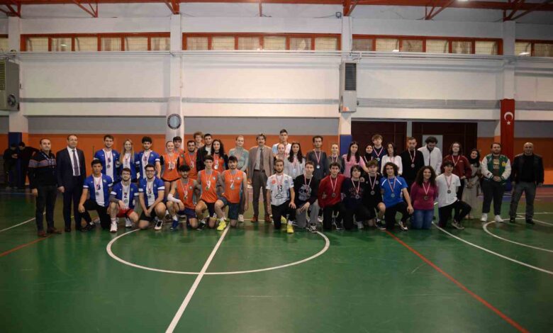 basarili sporcular odullendirildi 842e0a2 |