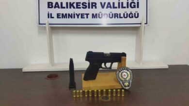 Burhaniye’de polis aranan 23 kişiyi yakaladı 6 burhaniyede polis aranan 23 kisiyi yakaladi 0be9b8d |