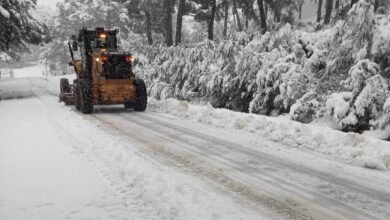 canakkalede il ozel idare ekipleri karla kapli koy yollarini aciyor ebc056e |