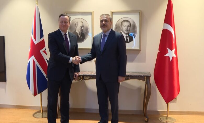Dışişleri Bakanı Hakan Fidan, İngiliz mevkidaşı David Cameron ile görüştü 1 disisleri bakani hakan fidan ingiliz mevkidasi david cameron ile gorustu 033cf94 |