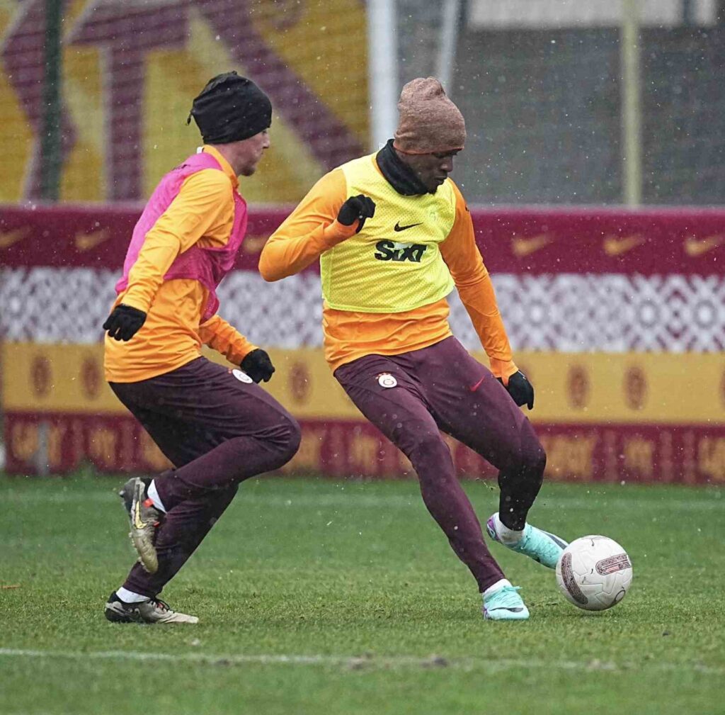 galatasarayda sivasspor maci hazirliklari devam etti 91e0a65 |