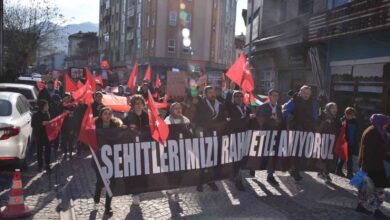 sindirgida sehitlere saygi ve gazze icin acil ateskes yuruyusu gerceklestirildi 0b7b360 |