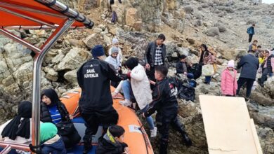 ayvalik aciklarinda adada mahsur kalan 11i cocuk 39 duzensiz gocmen kurtarildi 1070e57 |