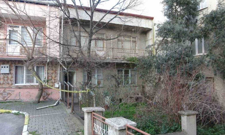balikesirde anne ve oglu evinde olu bulundu 06da966 |